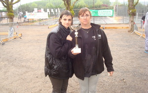 ELODIE ZACCARINI et SYLVIE TICHADOU /équipe championne régionale UFOLEP doublette féminine 