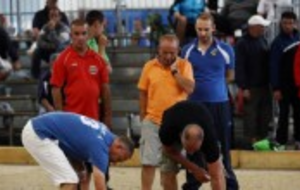 VACANCES ET PETANQUE POUR PHILOU