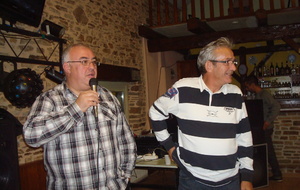 JC CHATEAU ET FRANCIS DUBERNARD PRESENTANT LES RESULTATS DE LA SAISON