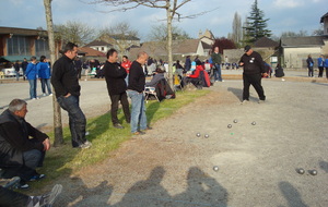 RENCONTRE ENTRE AREDIENS LORS DES CHAMPIONNATS DOUBLETTE FFPJP A ST JUNIEN