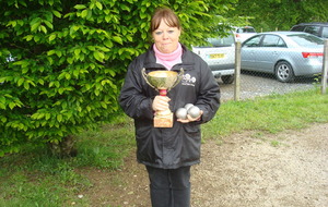 MIREILLE VALLAGEAS
CHAMPIONNE UFOLEP TETE A TETE 