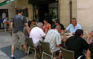repas d avant finale dans le vieux PERIGUEUX