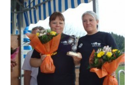 INTER-REGION UFOLEP  MIREILLE ET CORINNE AU TOP