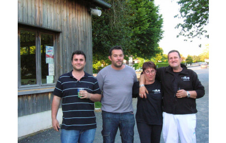 UFOLEP ARFEUILLE 15 JUIN 2013. LA FAMILLE TICHADOU BALAYE TOUT SUR SON PASSAGE 